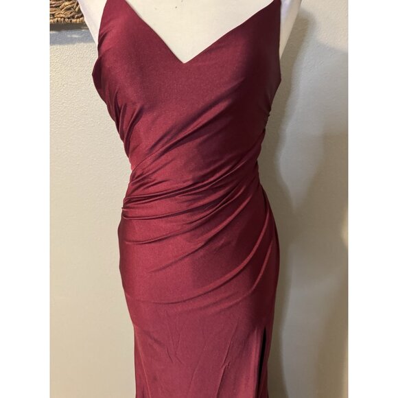 La Femme 103544 Dress 4 Burgundy Sleeveless V Neck Formal Gown NEW - Picture 6 of 14